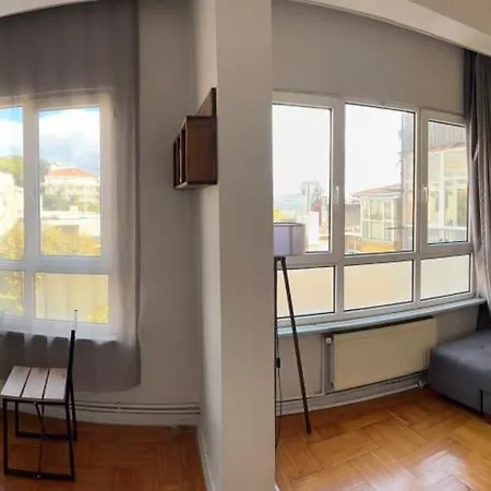 Eco- Friendly In Cihangir Near Galataport